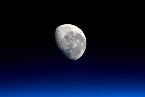 Les mystères de la lune Les mystères de la lune
